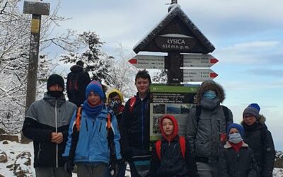 Feryjna wyprawa ministrantów na Łysicę